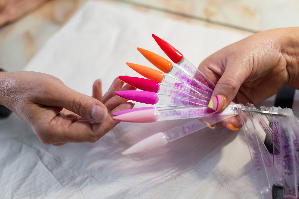 Gradient Nails