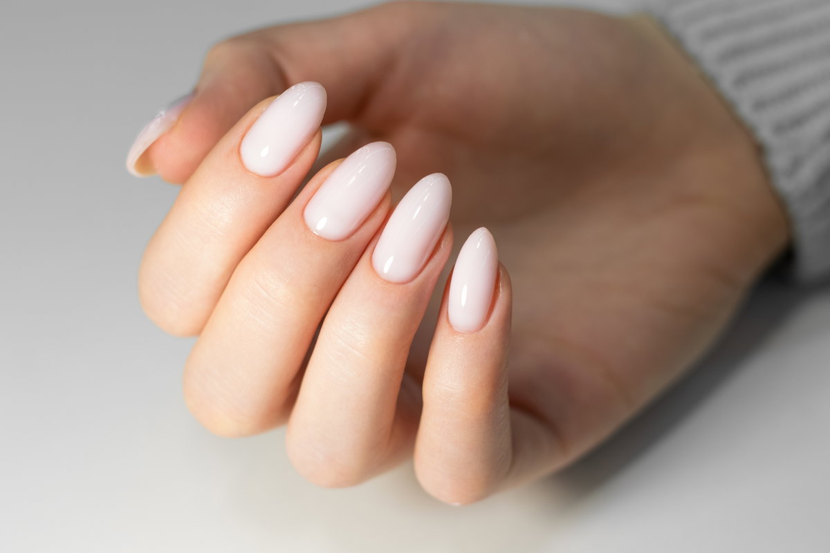 Nägel in Rosa
