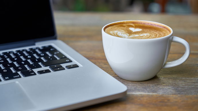Müder Montag? Mehr als DIESE Menge Kaffee ist schädlich für dich