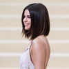 Weniger ist mehr! Selena Gomez verrät ihre Make-up-Routine für den Frühling