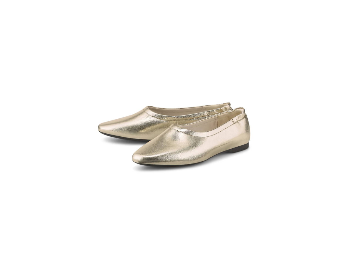 Slipper aus goldenem Leder von Vagabond