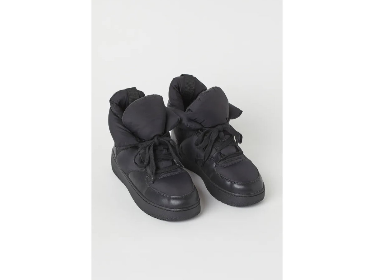 Warm gefütterte Sneaker aus Nylon und Lederimitat mit knöchelhohem Schaft von H&M