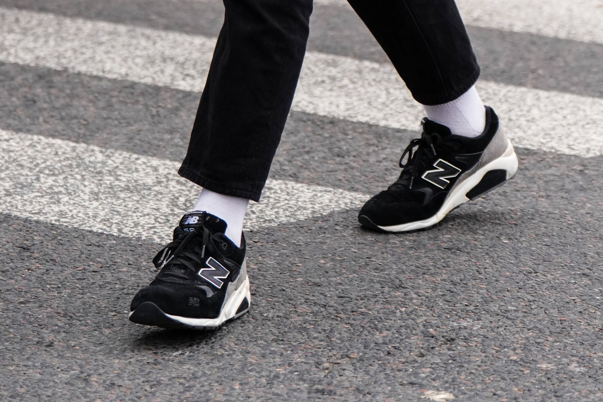 Schwarze Sneaker Winter
