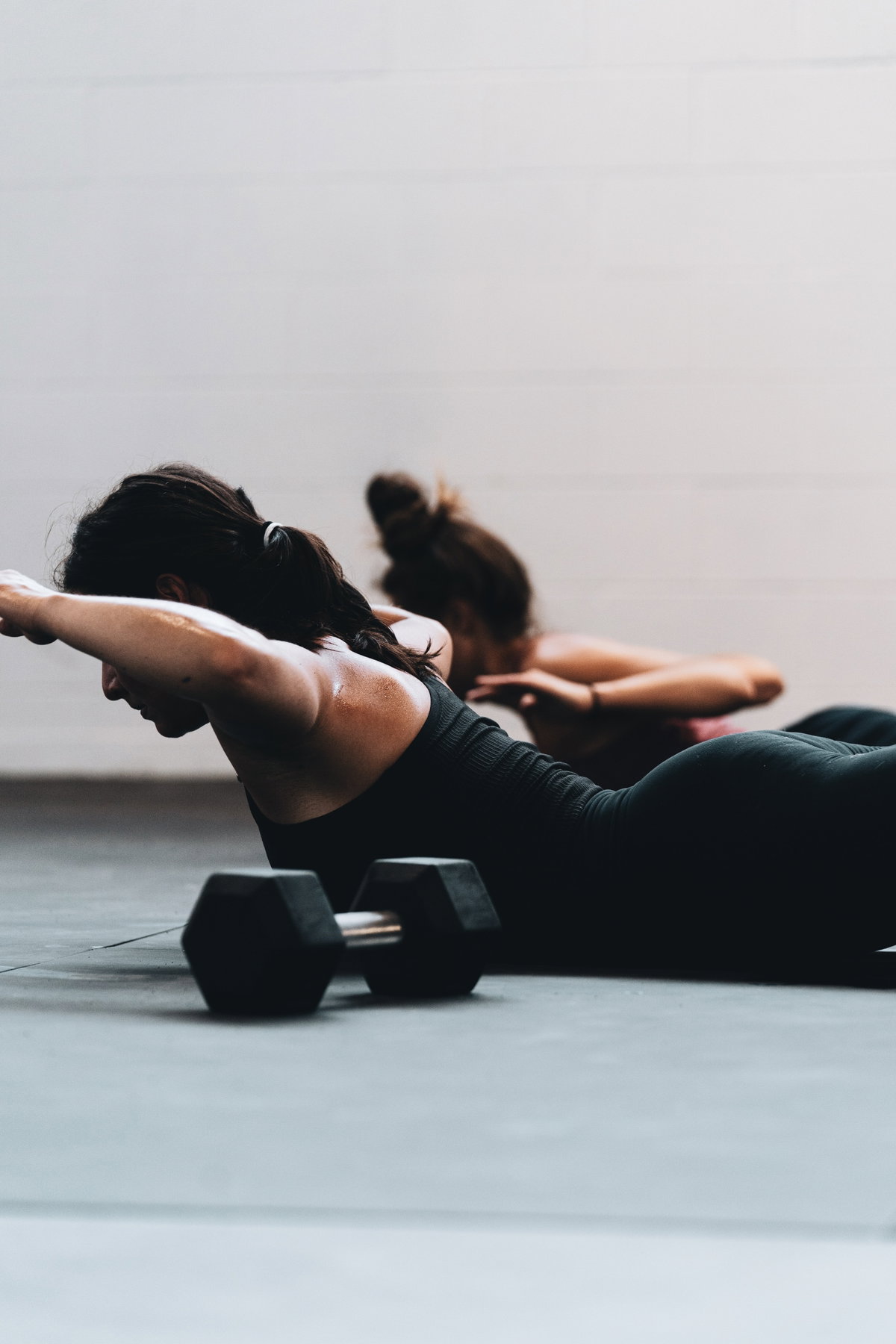 Frauen machen Fitness