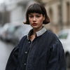 Die "Strong Fringe Frisur" ist laut Google der beliebteste Hairstyle des Jahres 2022