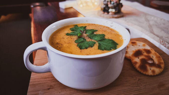 Weihnachts-Rezept 2022: Diese schnelle Suppe hält uns auch bei eisigen Temperaturen warm