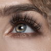 Volle Wimpern in Sekunden: Darum toupieren wir unsere Lashes jetzt