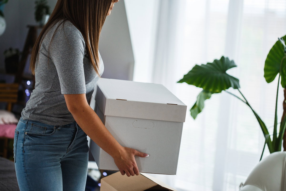 Aus klein mach groß! So in etwa funktionieren die Einrichtungstricks, die wir dir für eine kleine Wohnung empfehlen können, um optisch einige Quadratmeter mehr zu schummeln.