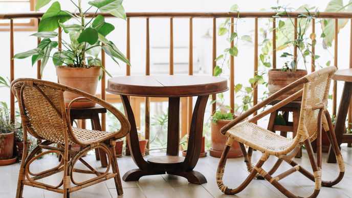 Bald kommt der Frühling! Mit diesem Interior-Trick wirkt dein Balkon größer, als er ist