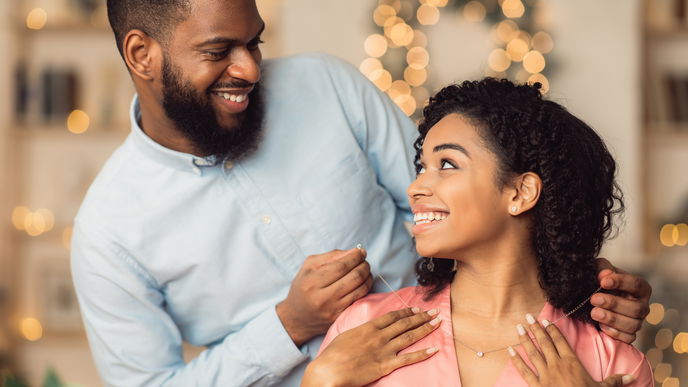 Valentinstag Geschenk für Frauen: Mit diesen 9 Ideen machst du deiner Liebsten eine Freude