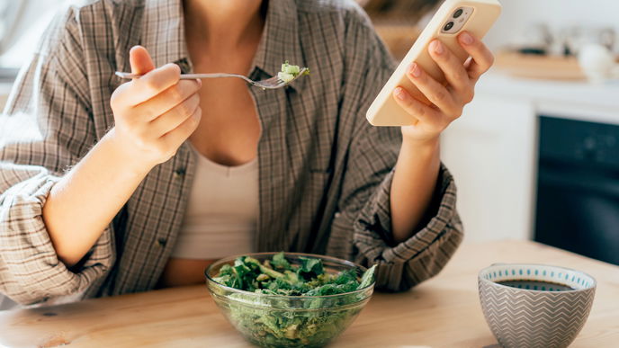Achtung, Suchtgefahr! Der erfrischende "Green Goddess" Salat geht auf TikTok viral