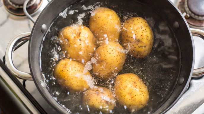 Wie lange müssen Kartoffeln kochen: Anleitung und Tipps zum Garen der Knolle