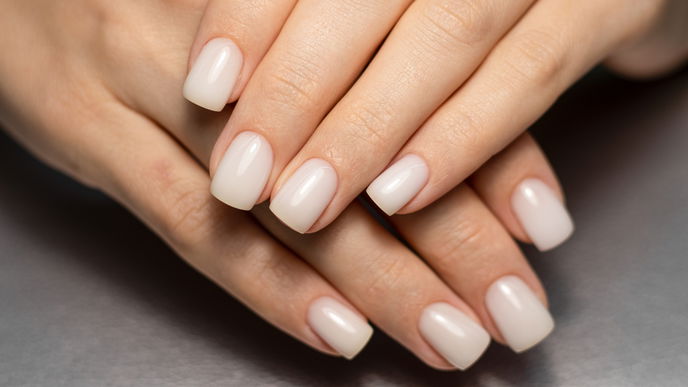 Die "Milkshake Nails" sind perfekt für alle, die schlichte Nägel lieben
