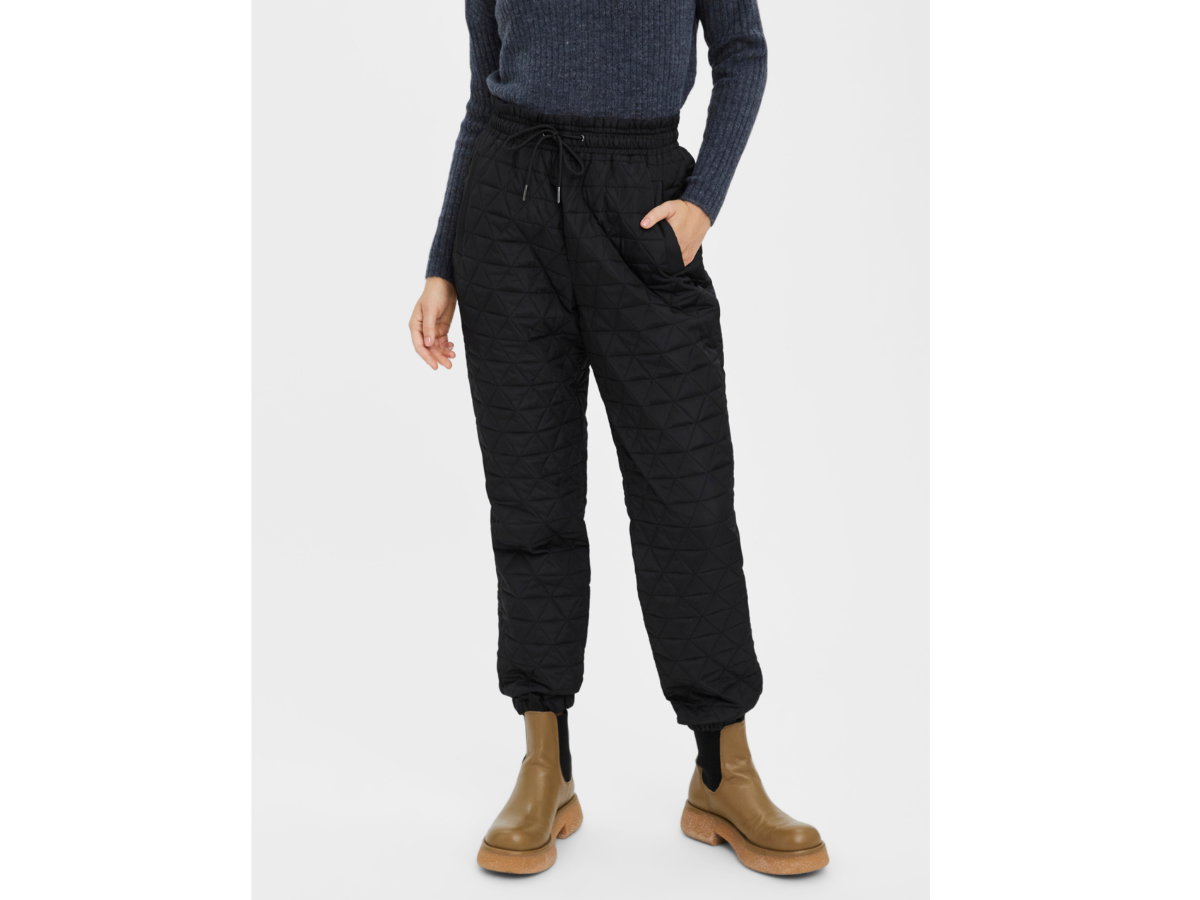 Locker geschnittene Puffer Pants von Vero Moda