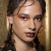 Direkt vom Runway! So funktioniert der Lidschatten-Trend "Copper Glow"