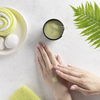Handpeeling selber machen: 3 DIY-Rezepte für seidig weiche Hände