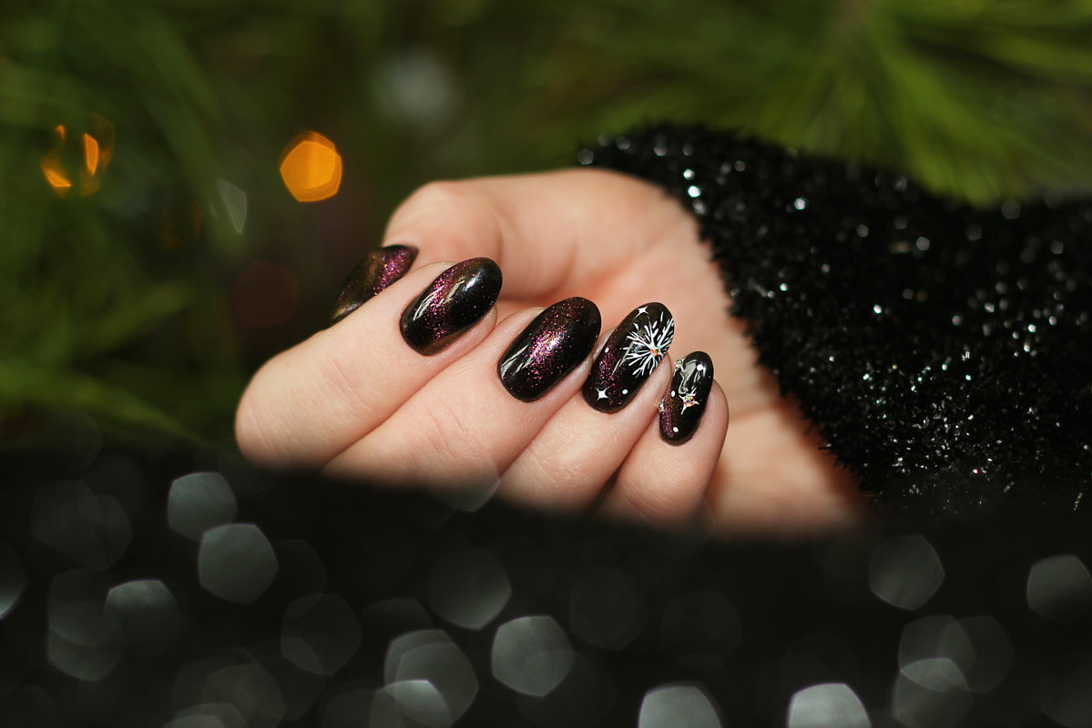 Abstract Galaxy Nails