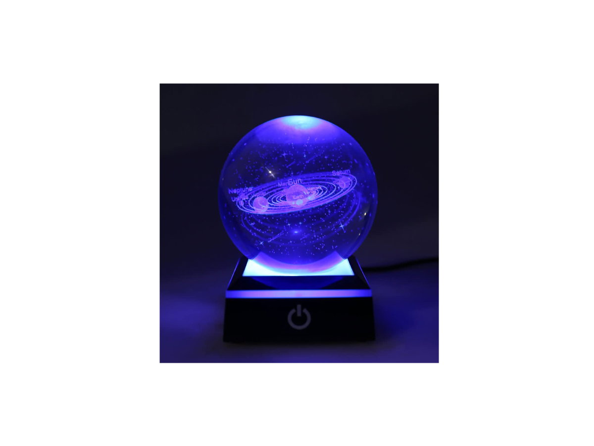 3D-Kristallkugel mit Sonnensystem