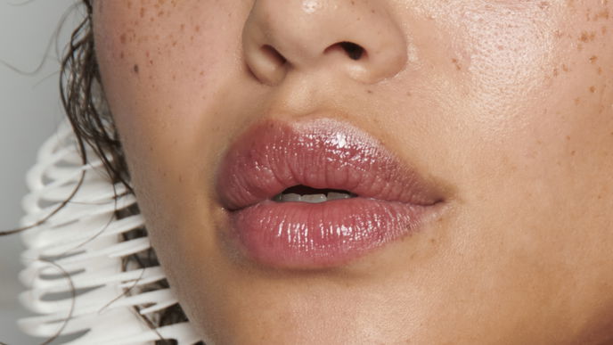Make-up Trends 2026: Lip Blusher, Disco Lips und Co. sind die angesagtesten Lip-Looks der Saison