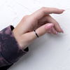 Nagel-Trend 2025: So gelingen dir "Marble Nails" zu Hause