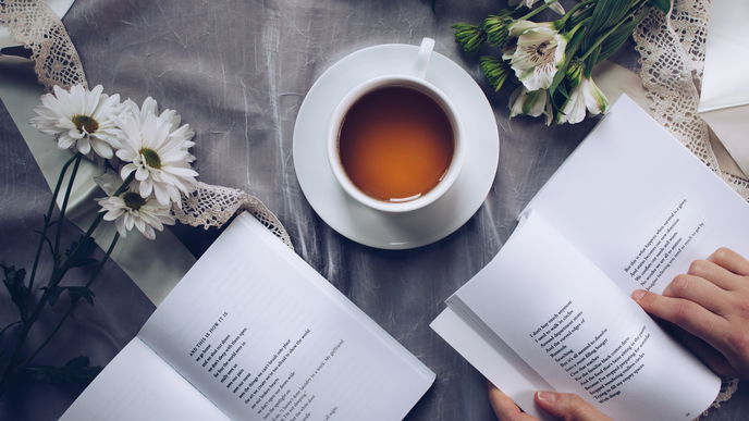 Bücher zum Verlieben! Diese 3 Romane sind für Singles am Valentinstag perfekt
