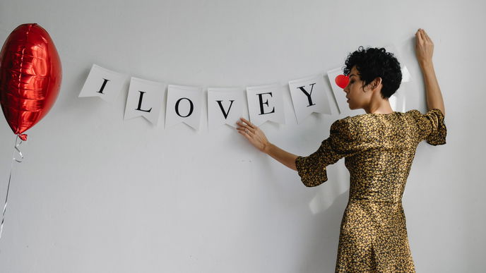 Romantisches Liebesnest: So dekorieren wir unsere Wohnung zum Valentinstag