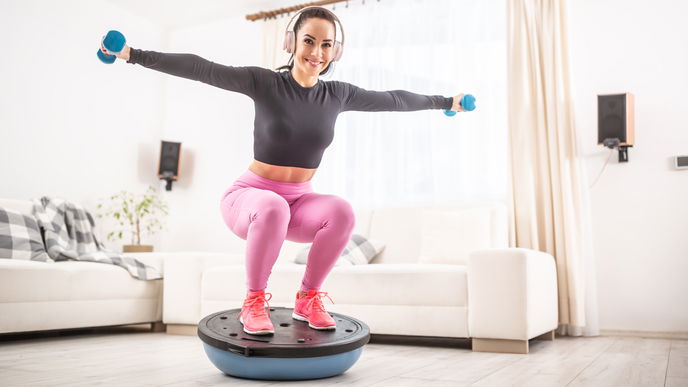 Ein Balance Board macht dein Workout noch effektiver: Die besten Modelle und Übungen 