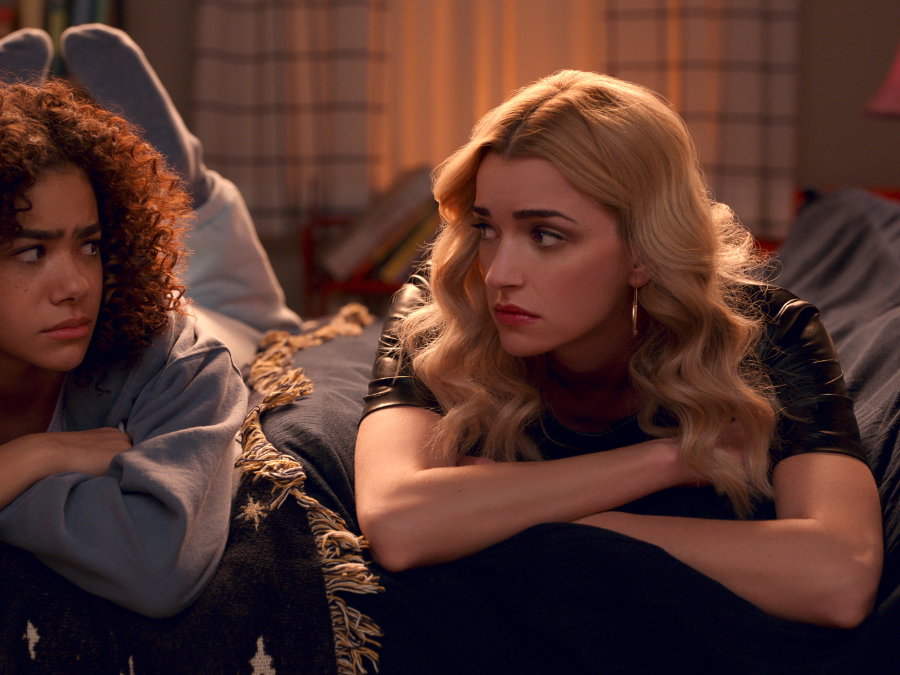 Ginny & Georgia