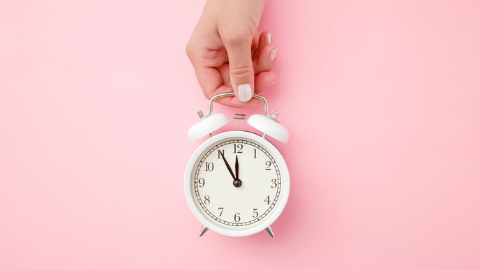 Zeitumstellung meistern: Mit diesen 6 Tipps beugst du dem Mini-Jetlag vor