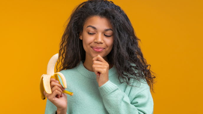 Bananenschale für glatte Haut: Wirkt dieser TikTok-Trend wie Botox?