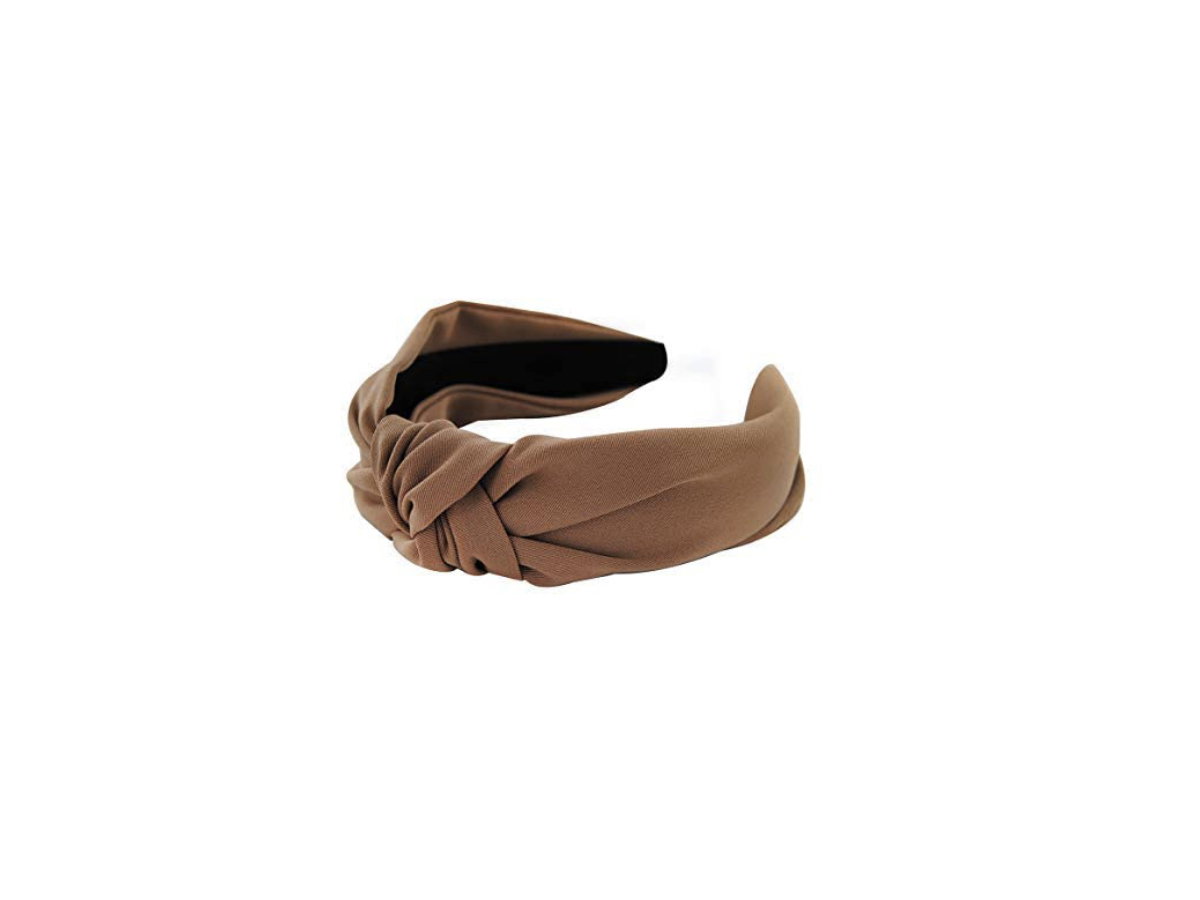 Haarreif mit Knoten (auch in Rosa, Grün, Schwarz, Weiß und weiteren Farben erhältlich), rund 12 Euro .