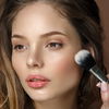 Wacher aussehen dank Rouge? So funktioniert der virale "Circle Blush"-Hack