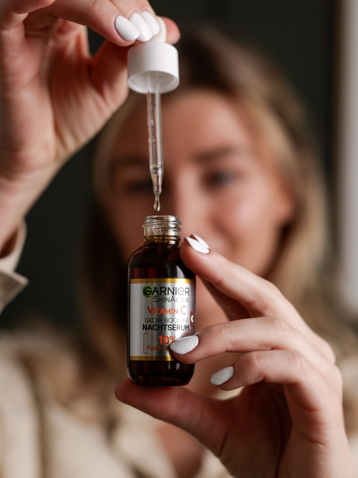 Das Nachtserum mit Vitamin C, Niacinamid und Salizylsäure.
