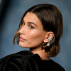 Kurzhaarfrisur 2023: Der ultimative Guide zum angesagten Box Bob von Hailey Bieber