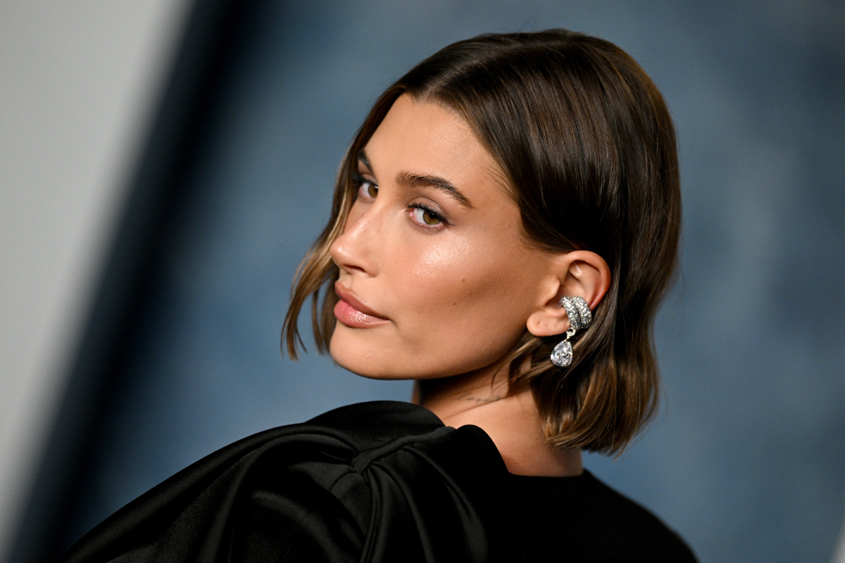 Hailey Bieber mit Bob