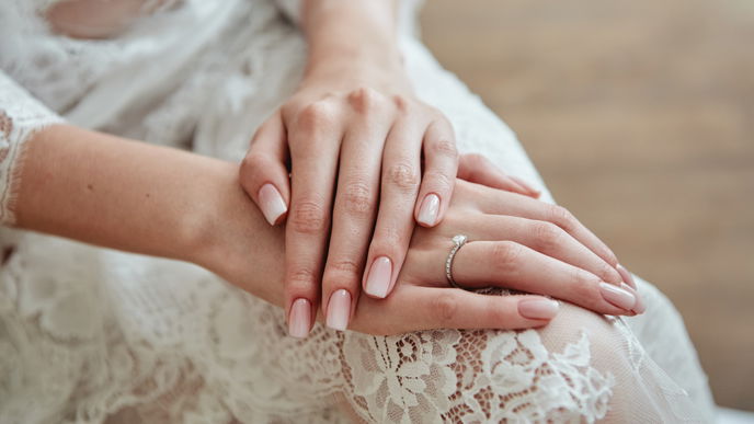 Nail Inspo für die Hochzeit: Das sind die schönsten Nageldesigns für alle Bräute