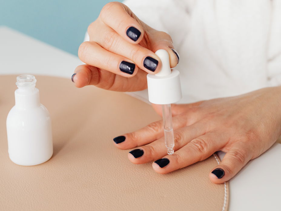 Nagelhaut pflegen
