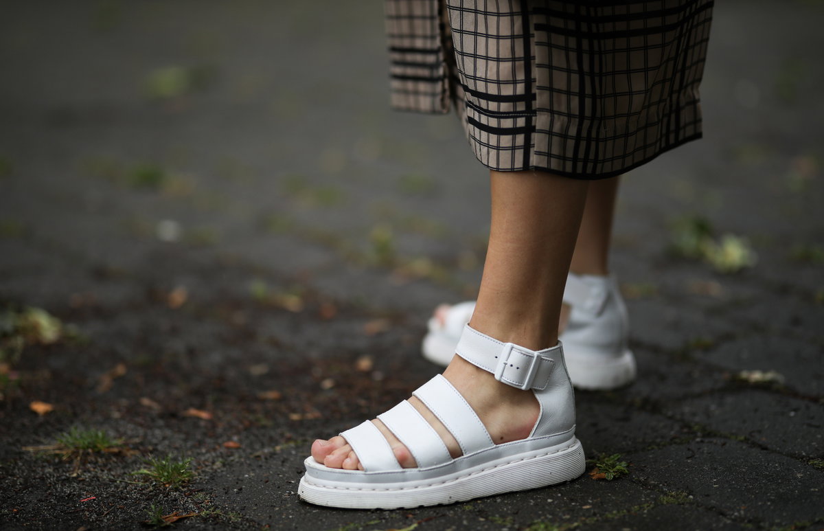 Dr. Martens Sandalen