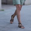 Diese flachen Sandalen unter 20 Euro sind ein Must-Have im Sommer