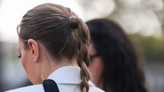 Frisuren-Trend 2023: Dieser elegante Look ist ideal für warme Sommertage