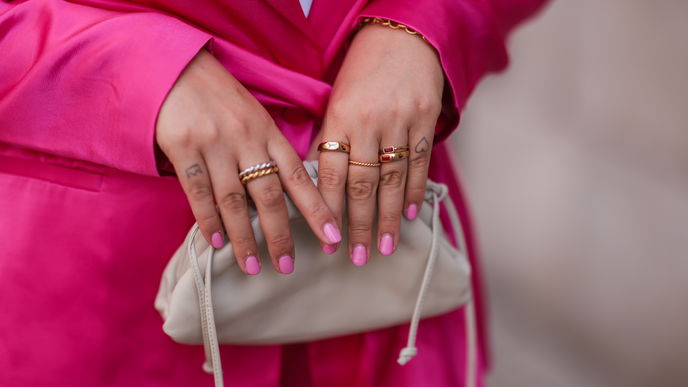 "Dopamine Nails" sorgen im Winter für gute Laune
