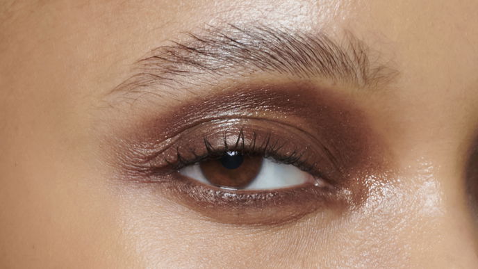 Festliches Make-up für braune Augen: So schminken wir uns an Weihnachten