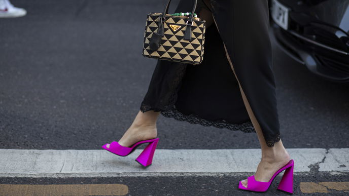  In diesen 3 angesagten Schuhen mit Absatz gibt es nie wieder Blasen