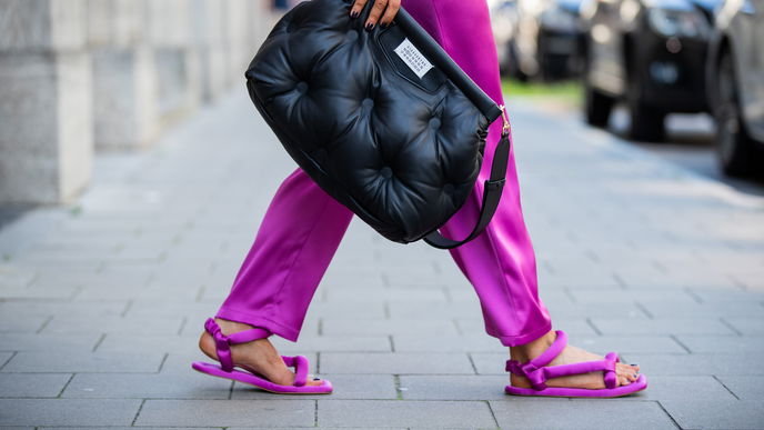 3 stylische Sandalen für unter 30 Euro, mit denen du wie auf Wolken läufst 