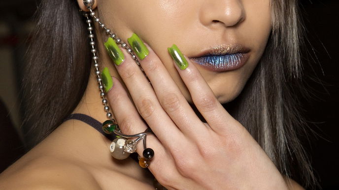 Die "Matcha Nails" liegen jetzt voll im Trend