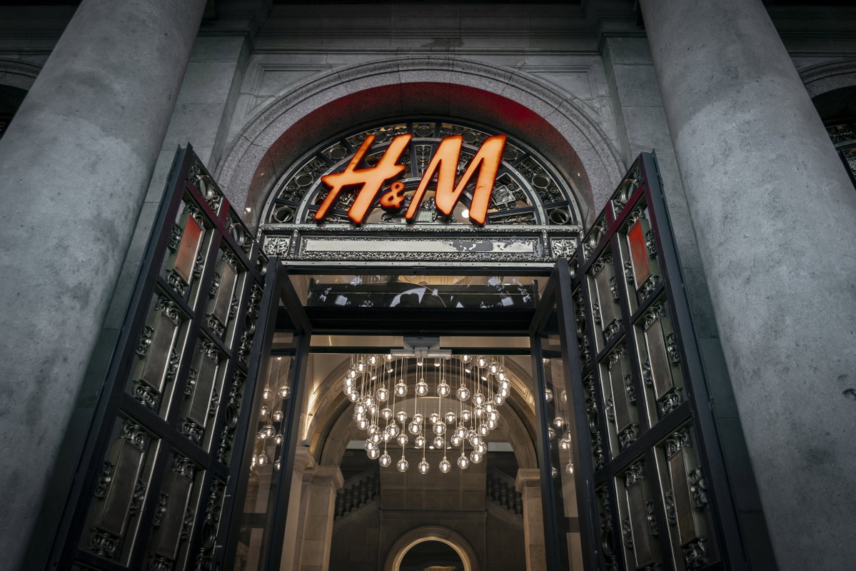 Außenfassade eines H&M-Geschäfts