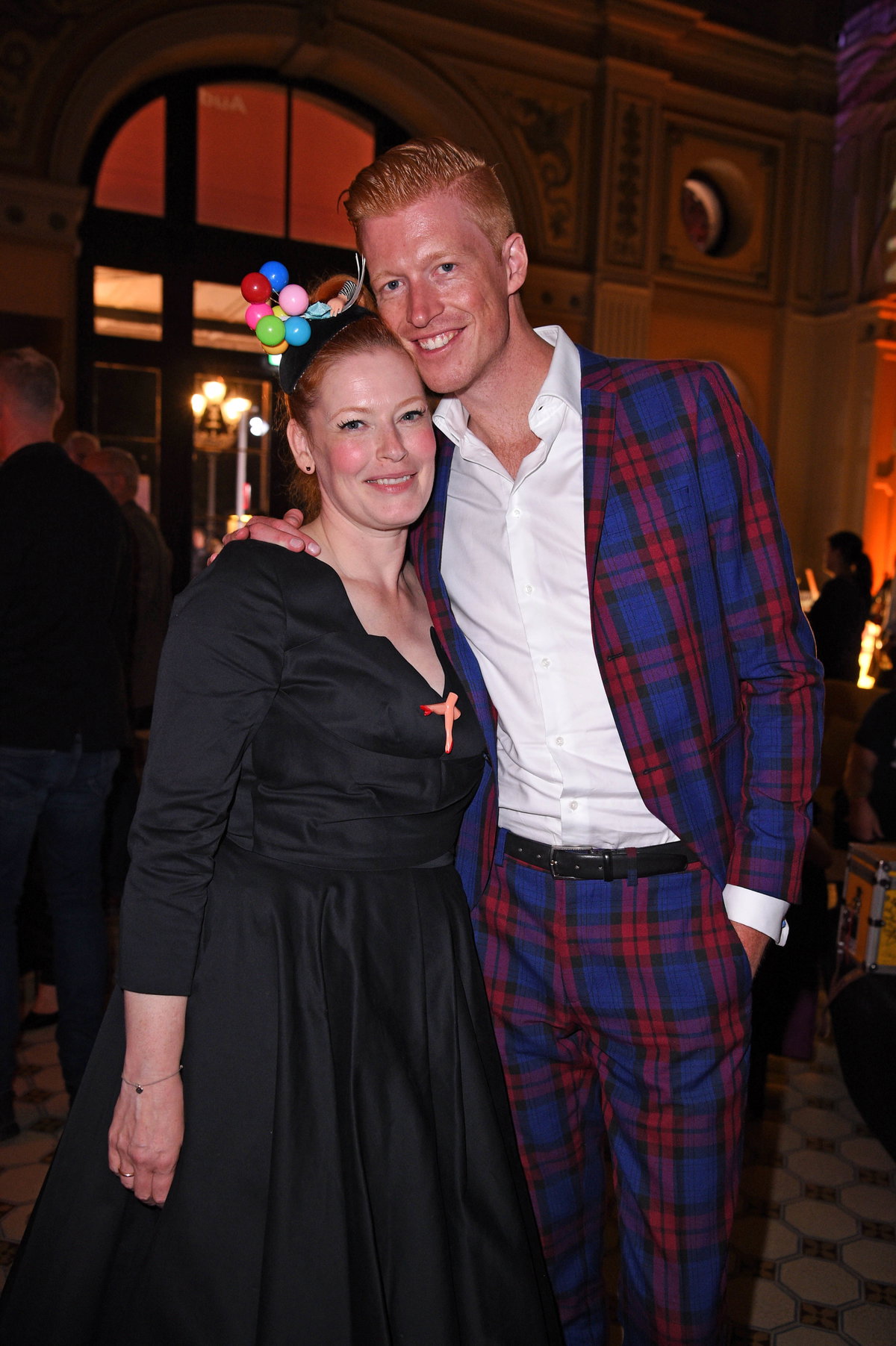 Enie van de Meiklokjes und Ehemman Tobias Stræbo