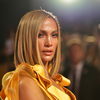 Den eleganten Frisuren-Trend "Flipped Bob" tragen wir den ganzen Herbst
