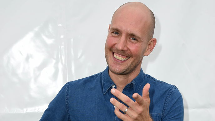Oliver Petszokat: So tickt der "Love Island“-Moderator privat