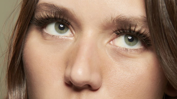 Die besten Hausmittel und Tipps für geschwungene Wimpern